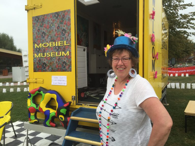 Video: Doortje Hoppenreijs en haar mobiel museum