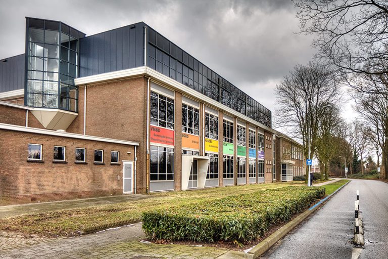 Geen tijdelijke woonunits in oude vmbo school aan Vestersbos