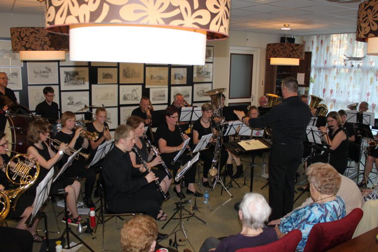 Liemers Harmonie Duiven speelt bij Thuvine