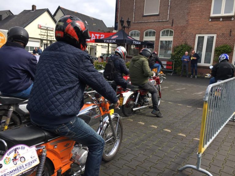 Gruosna 838’ organiseert haar 2e brommer-toertocht