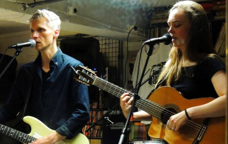 Oude bekenden in folkcafé de Liemers