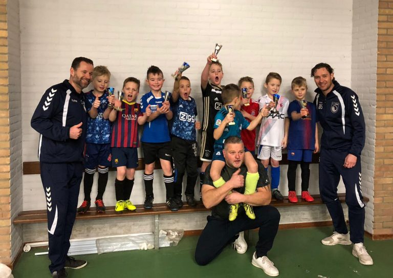 OBW JO-8 viert kampioenschap groots