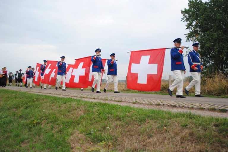 Loo viert schuttersfeest op pinksterzaterdag