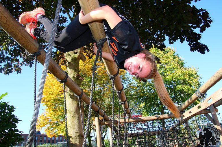 Femke Sannes uit Zevenaar wint NK MBO Survivalrun