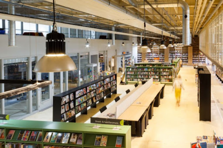 Maandag 18 mei bibliotheken van Kunstwerk weer open!