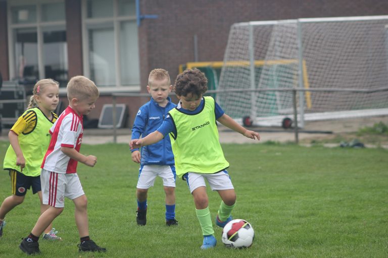 Zondag 6 september Voetbalinstuif OBW