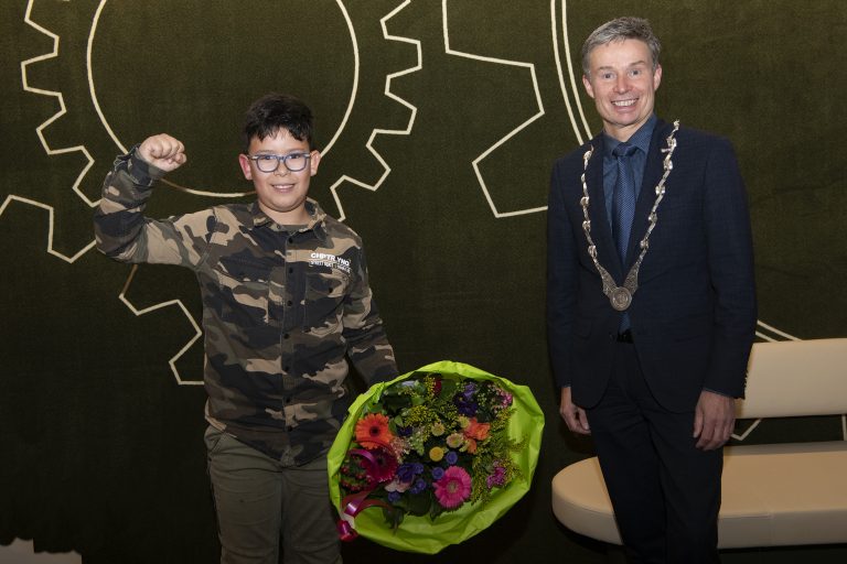 De tweede kinderburgemeester van de gemeente Duiven