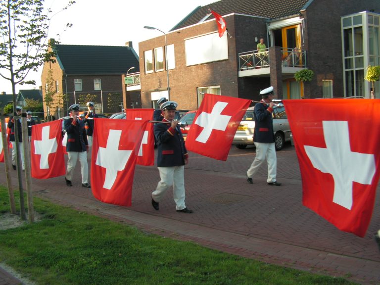 Loo viert schuttersfeest op pinksterzaterdag