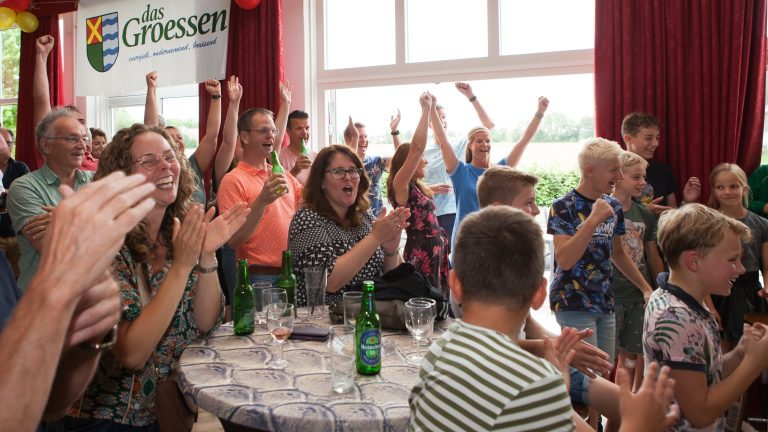 Kindercomité wint titel ‘Knapste Koppen van Groessen’