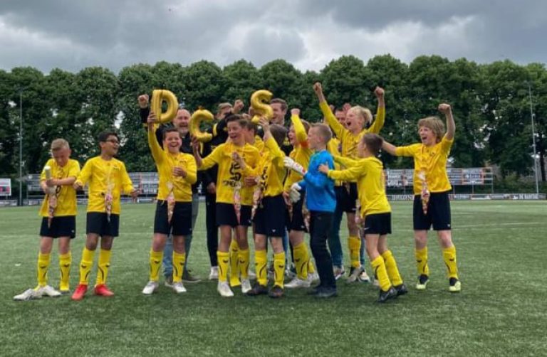 DCS JO12-1 ongeslagen kampioen