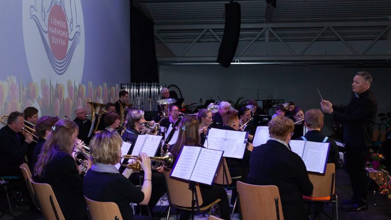 Warm Winter Concert eerste optreden Singing Harmony