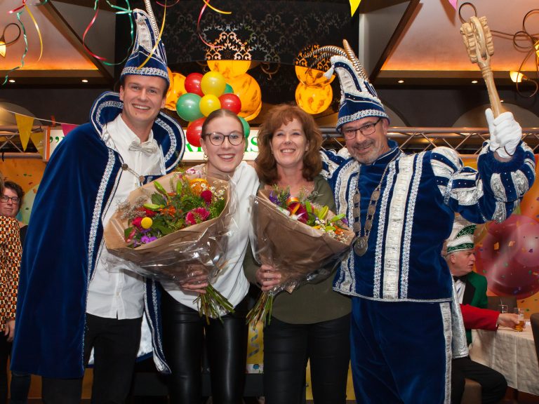 Rogier van Ditshuizen en Levi Holland nieuwe prinsen bij de Deurdreiers in Groessen