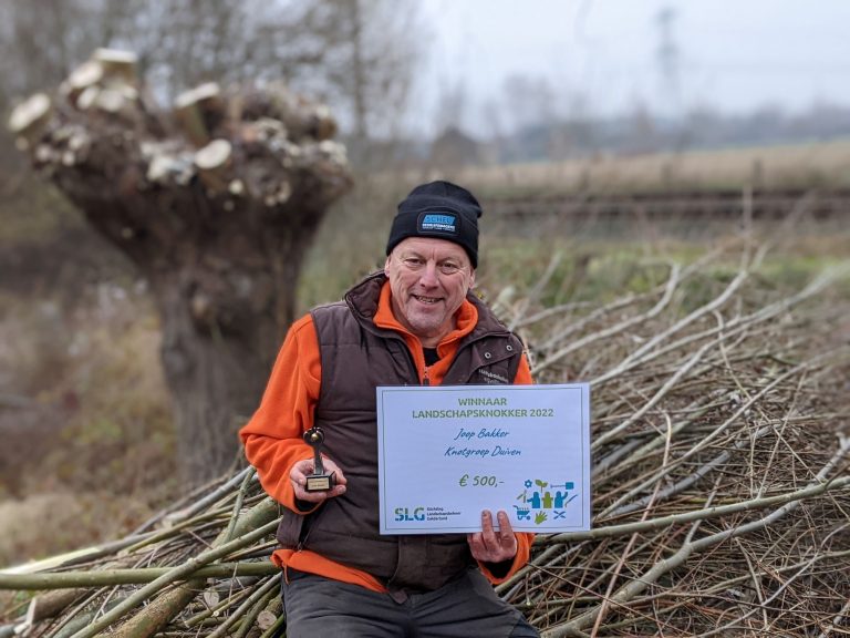 Landschapsknokker 2022 naar Joop Bakker van Knotploeg Duiven