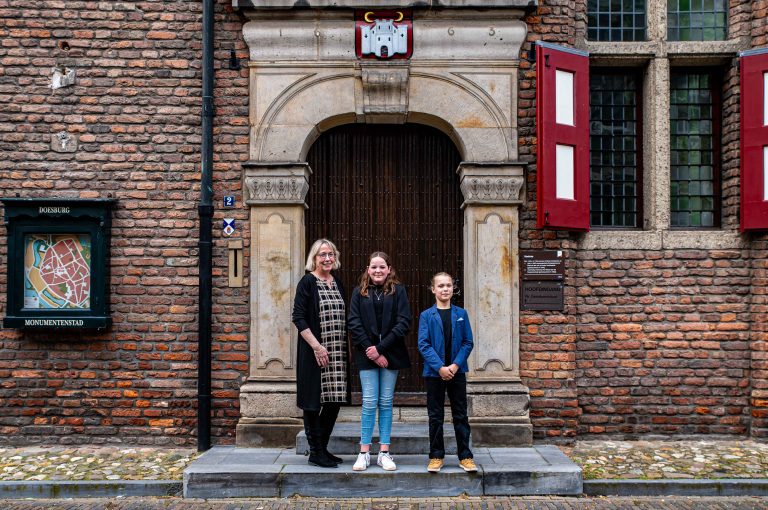 Mimi Verhaaff nieuwe kinderburgemeester van Doesburg