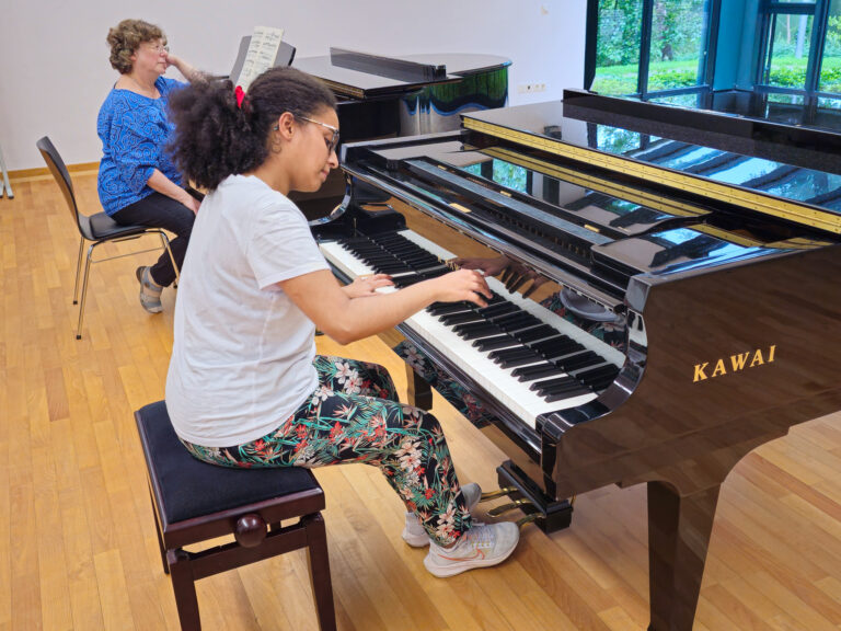 Jonge toppianisten geven 150 gratis concerten